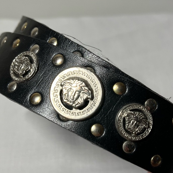 Belt with “N” on buckle. DNL on back. Black. 36”. Unique! - Picture 3 of 7